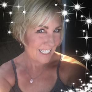 Meet your Posher, Suzanne